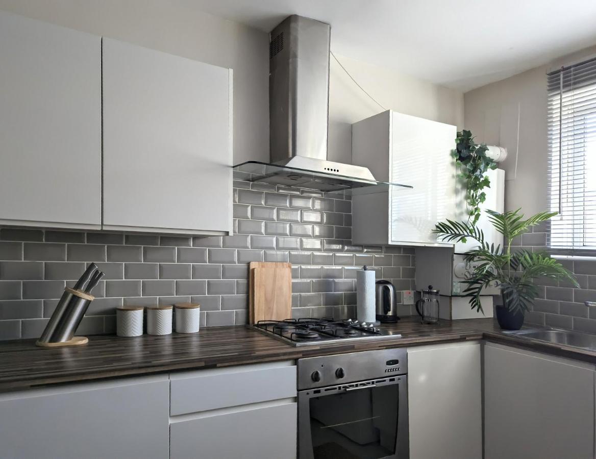 Appartement 1bd With Balcony In Hoxton - Zone 1 *