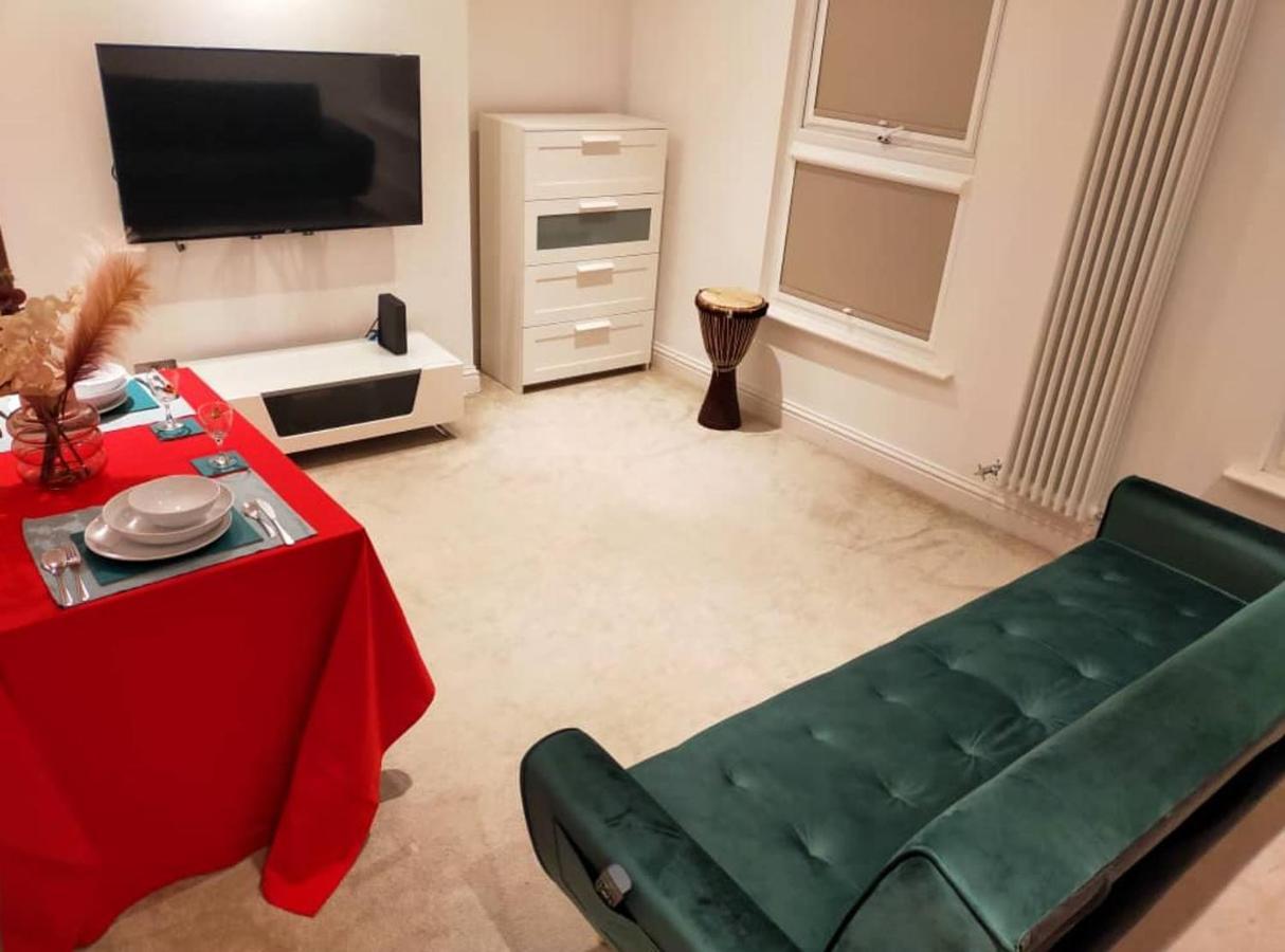 Appartement Fully-equipped Flat In The Of London. *