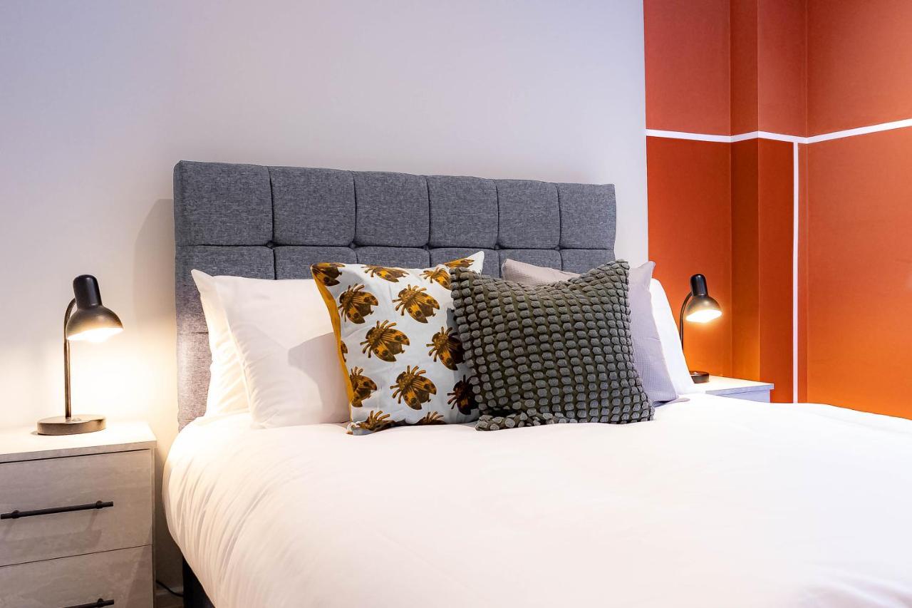 Luxurious Hackney Near Train Station Сasa de vacaciones *