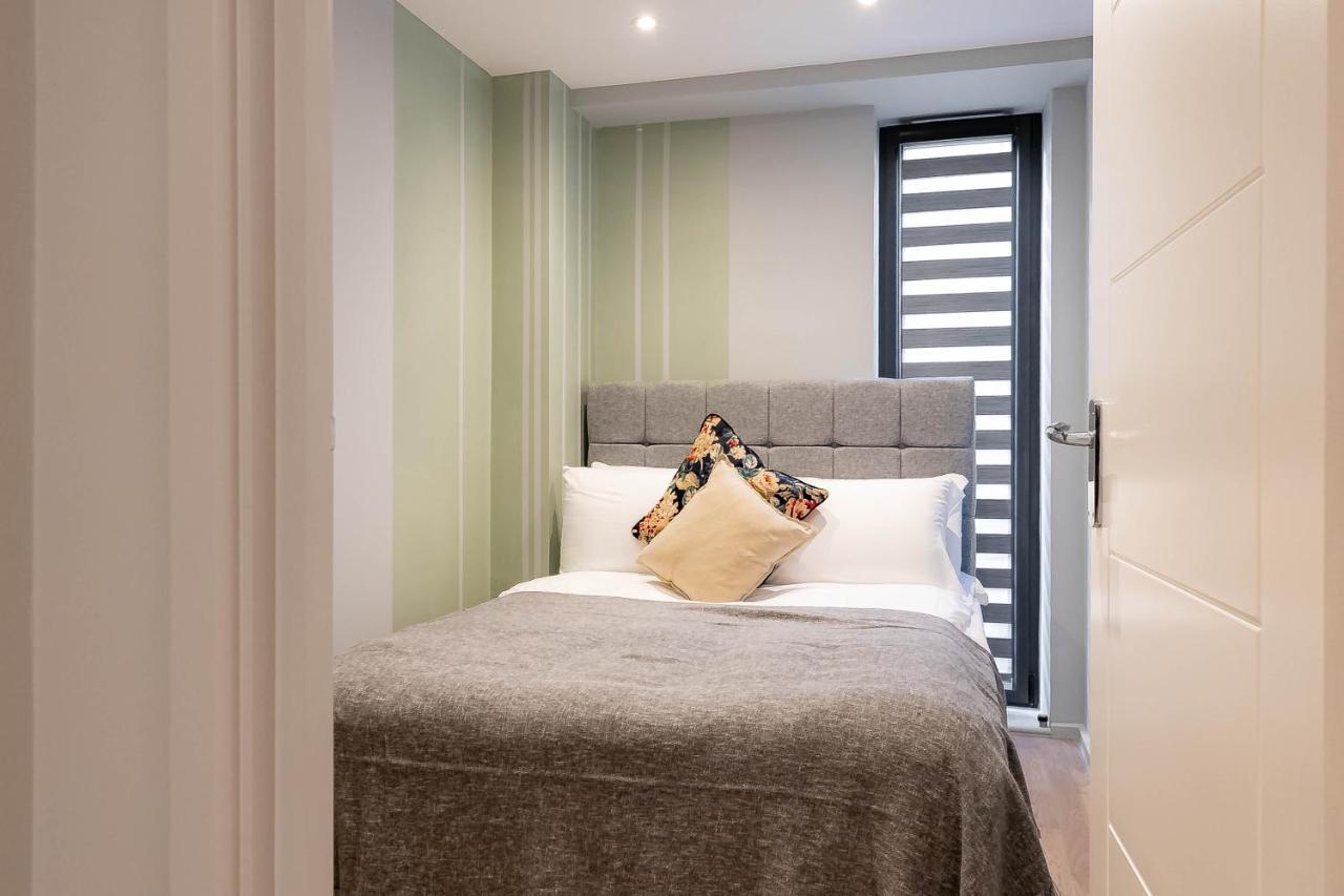 Luxurious Hackney Near Train Station Сasa de vacaciones *