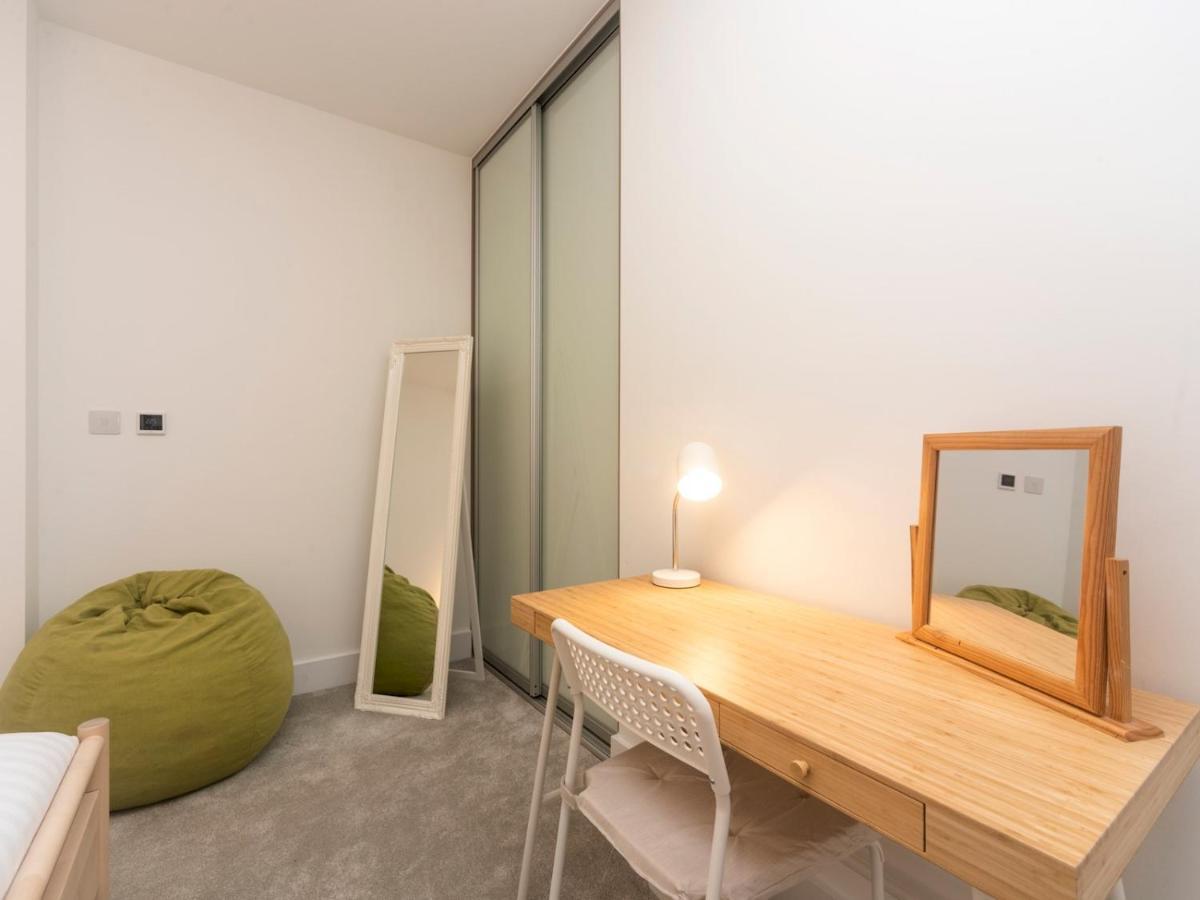Pass The Keys Spacious Bright Flat 20 Mins To Appartement Londen