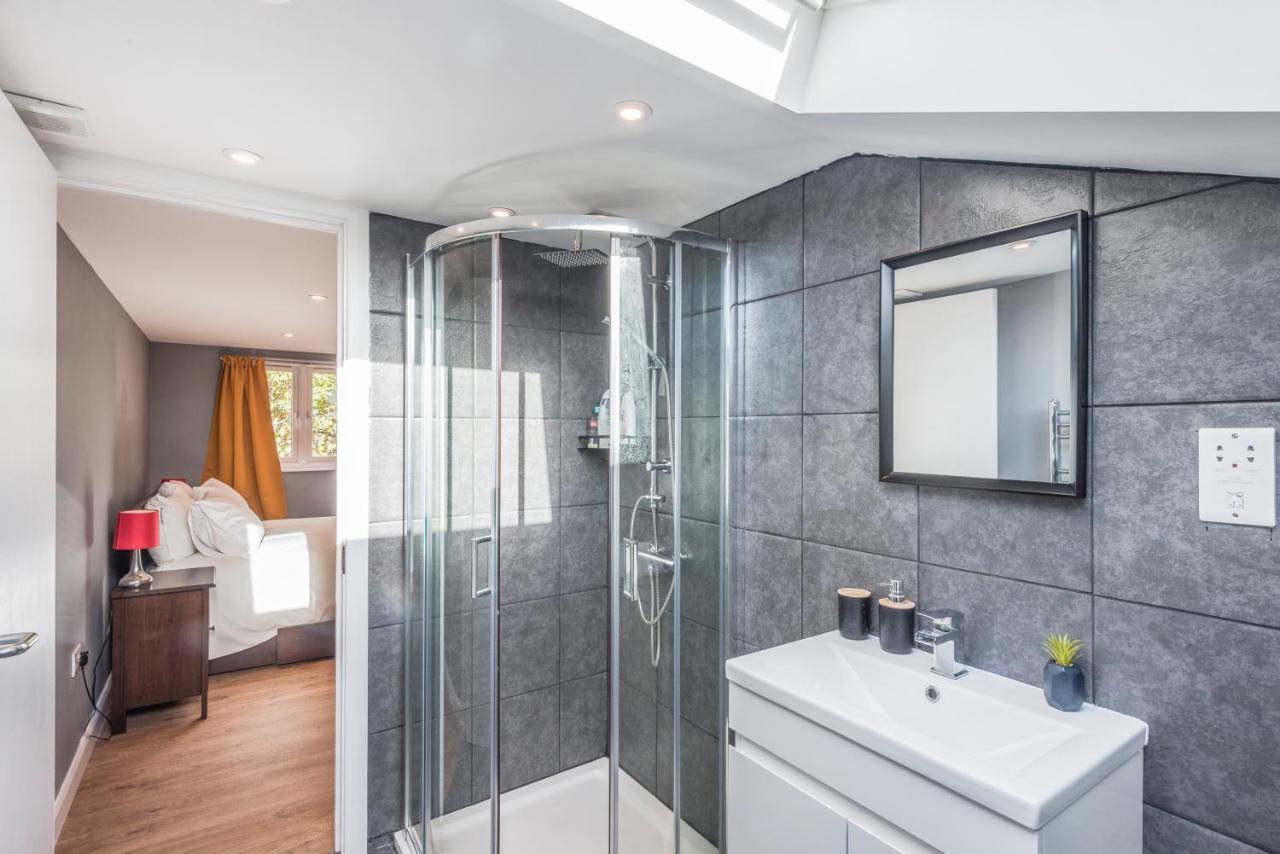 Сasa de vacaciones Spacious 4 Bed House Near Greenwich