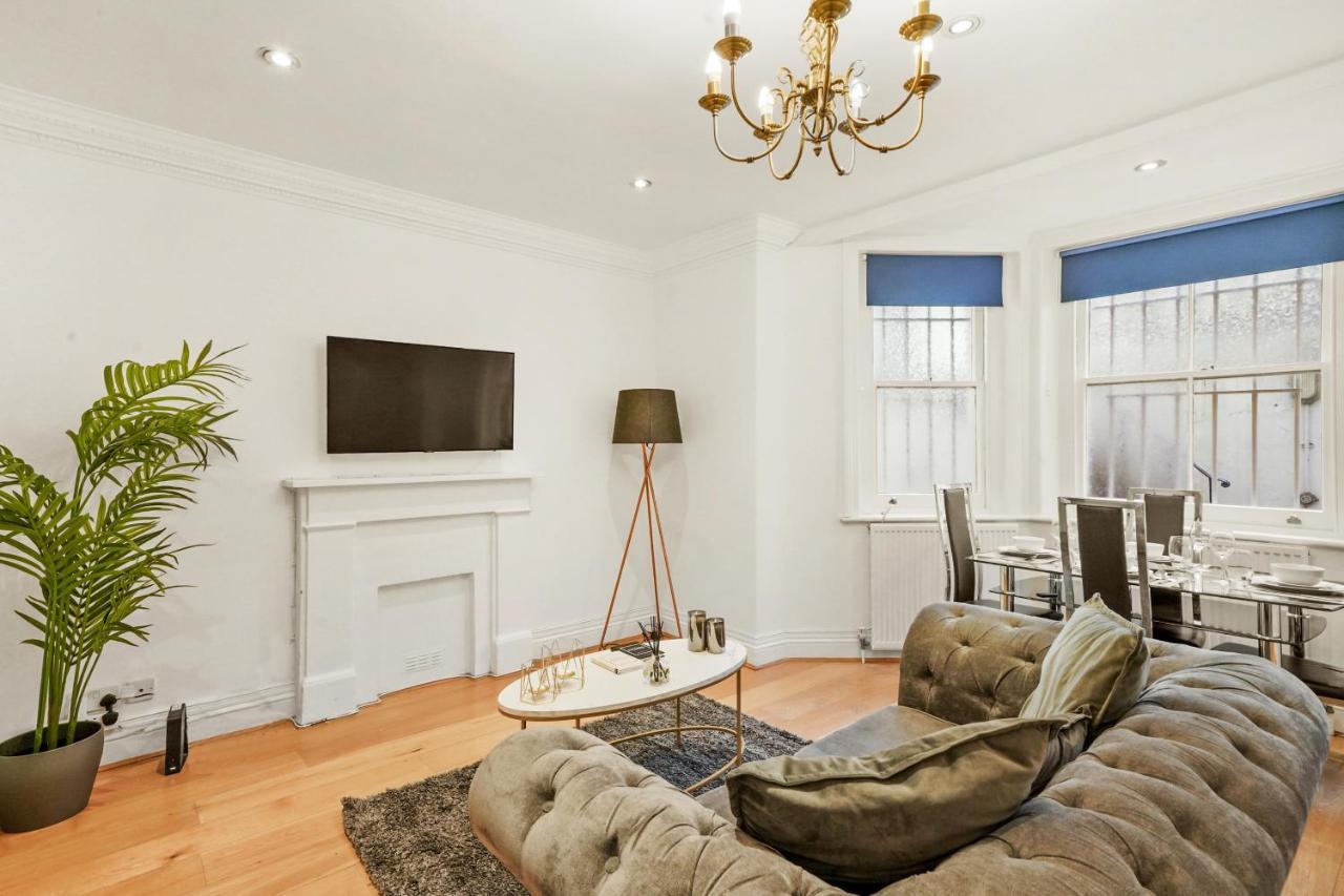 Rare Knightsbridge Gem By Dena Elite Collection Londen