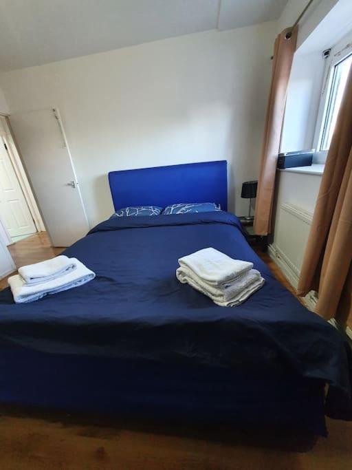 Entire Close To London