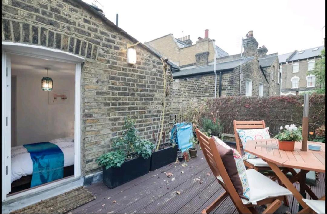 Stylish With Private Bath & Terrace In Super Clapham Junction Minutes From Victoria, Waterloo