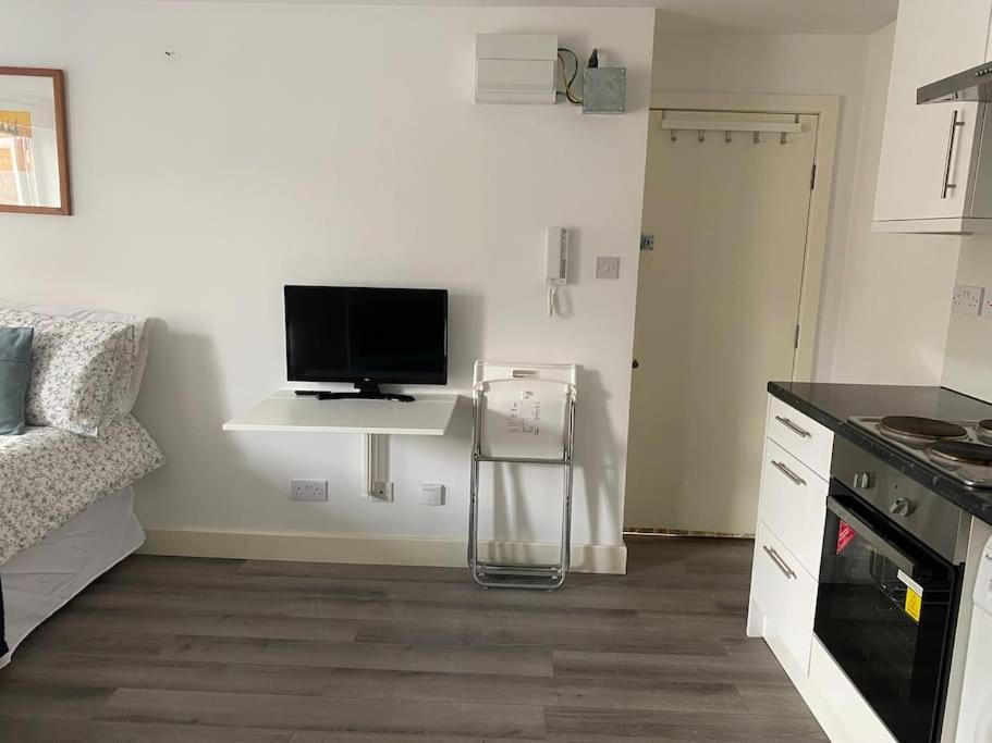 Studio In Seven Sisters *