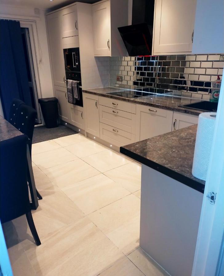 Impeccable 2-bed House * Londres