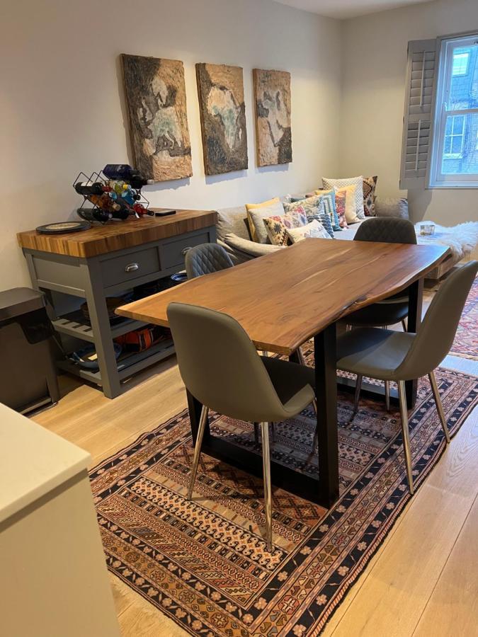 Apartment New Build Modern 1 Bedroom London