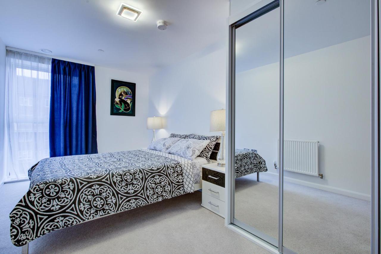 2 Bed 2 Bath Modern In East Acton Apartamento