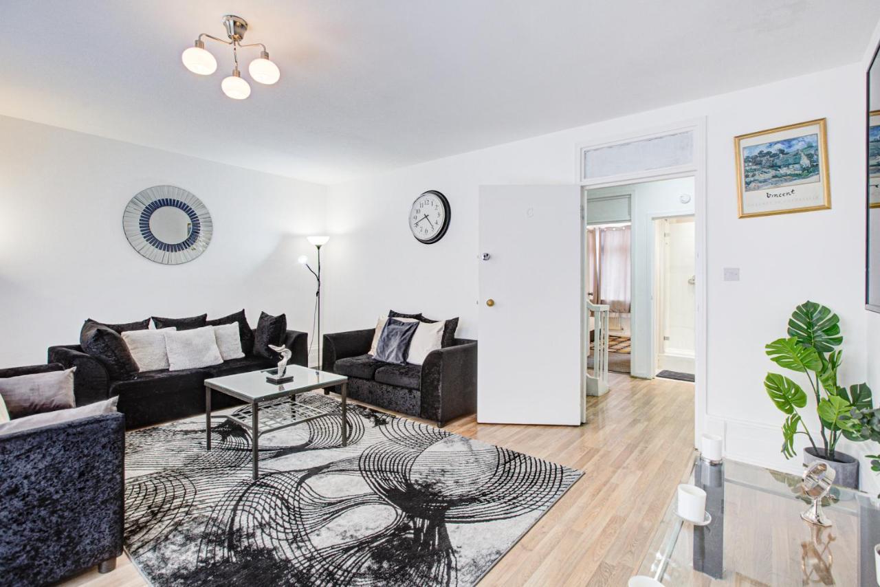 Gorgeous House 4 Bedrooms, 5-baths In Central Near Oxford Street
