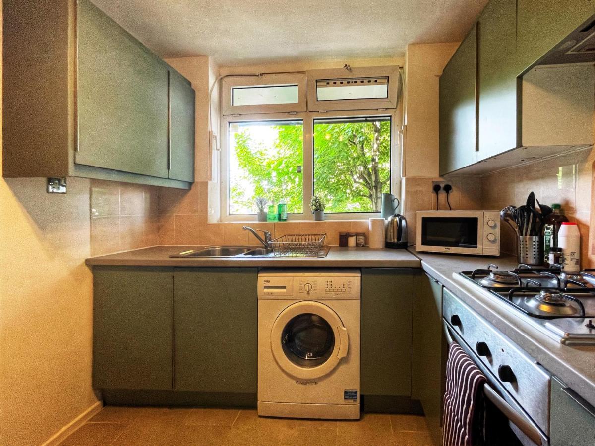 Noah's Place In Mile End Appartement