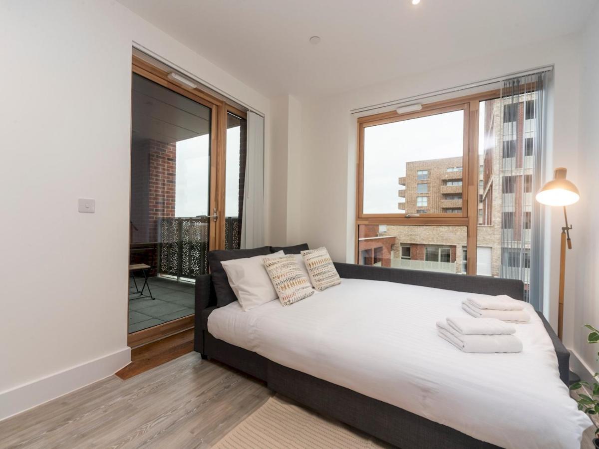 Apartment Pass The Keys Spacious Bright Flat 20 Mins To *