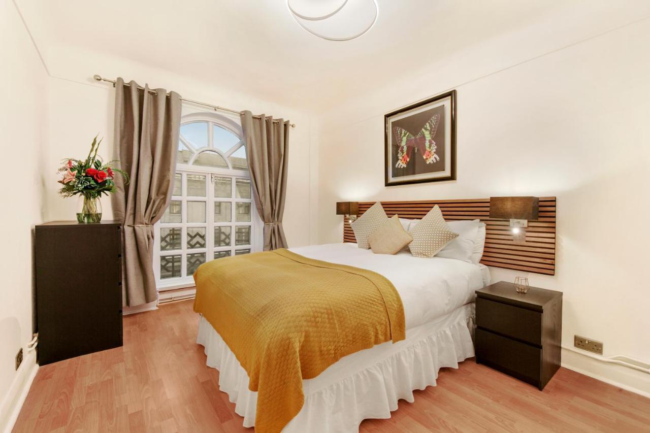 Bryanston * London