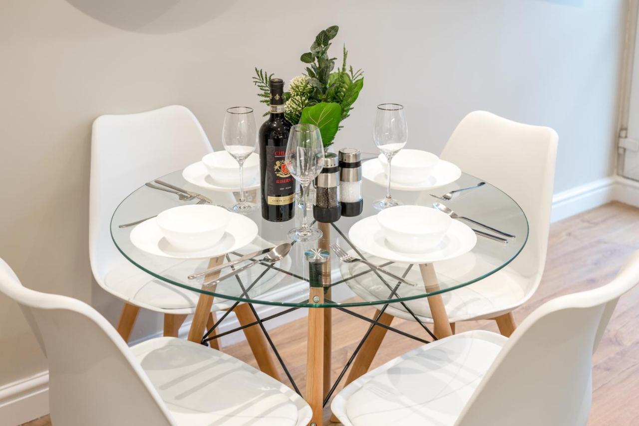 Apartamento Westfield 2 Bedroom Near Notting Hill Londres