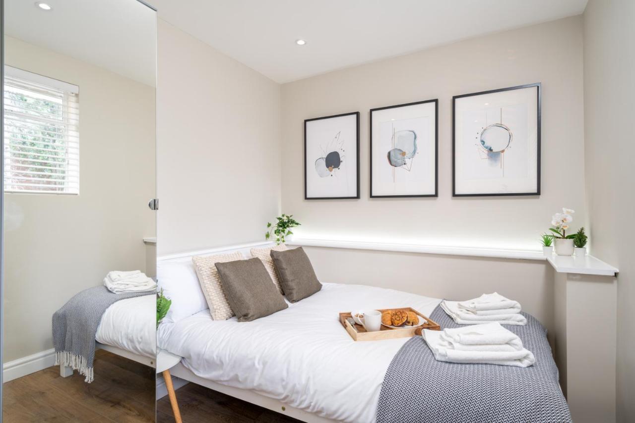 Westfield 2 Bedroom Near Notting Hill Apartamento
