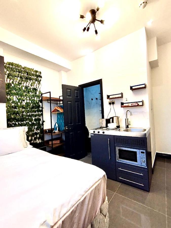 Duke And Duchess And - Private In Hot Tub Apartahotel *