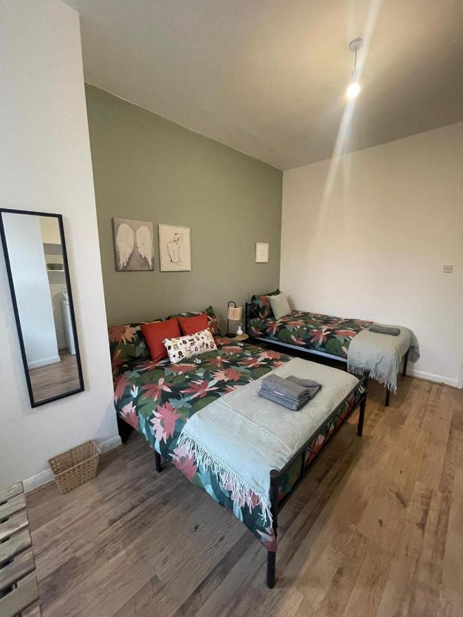 Contemporary Private Near Central Habitación en casa particular