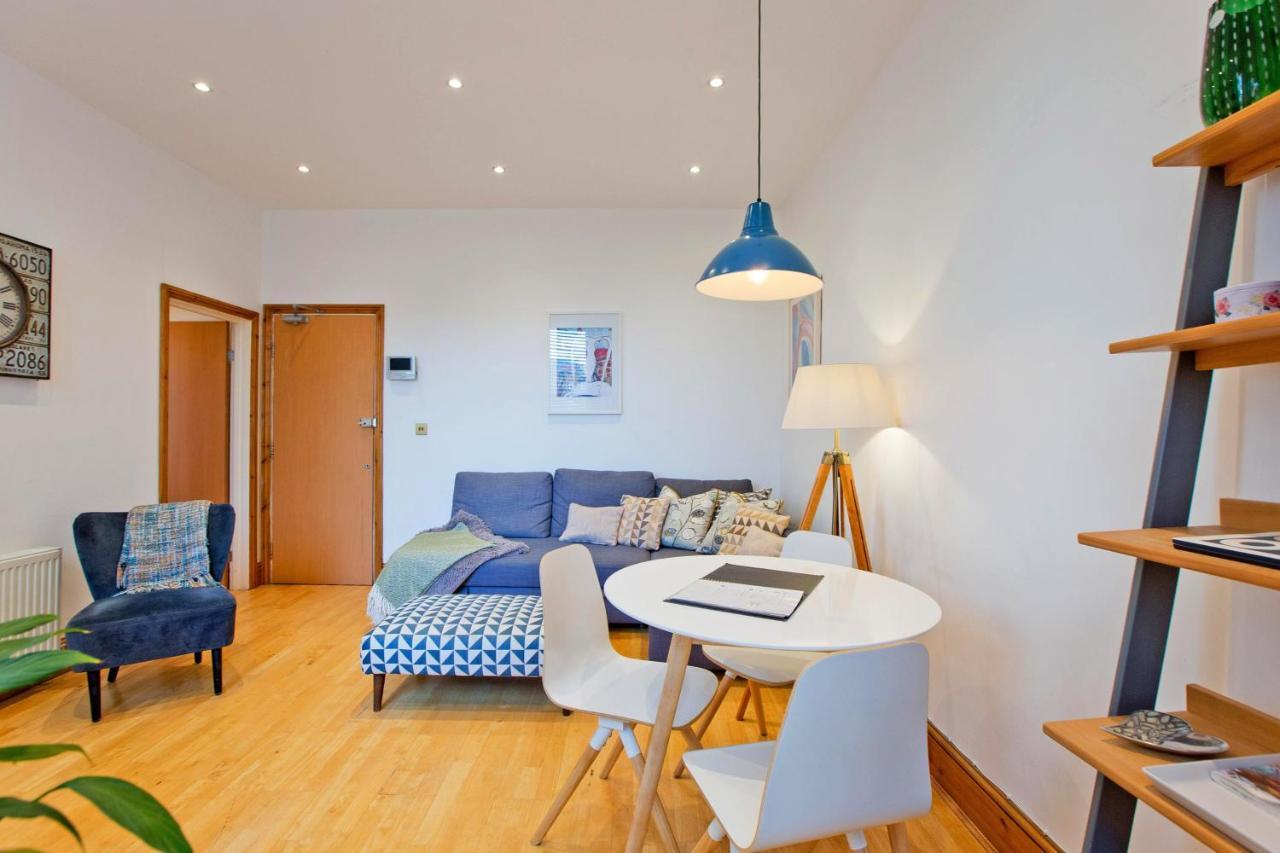 Appartement Spacious Highbury Fields 1 Bedroom - Parking By Request Londen