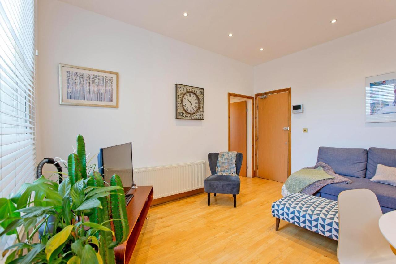 Spacious Highbury Fields 1 Bedroom - Parking By Request Appartement