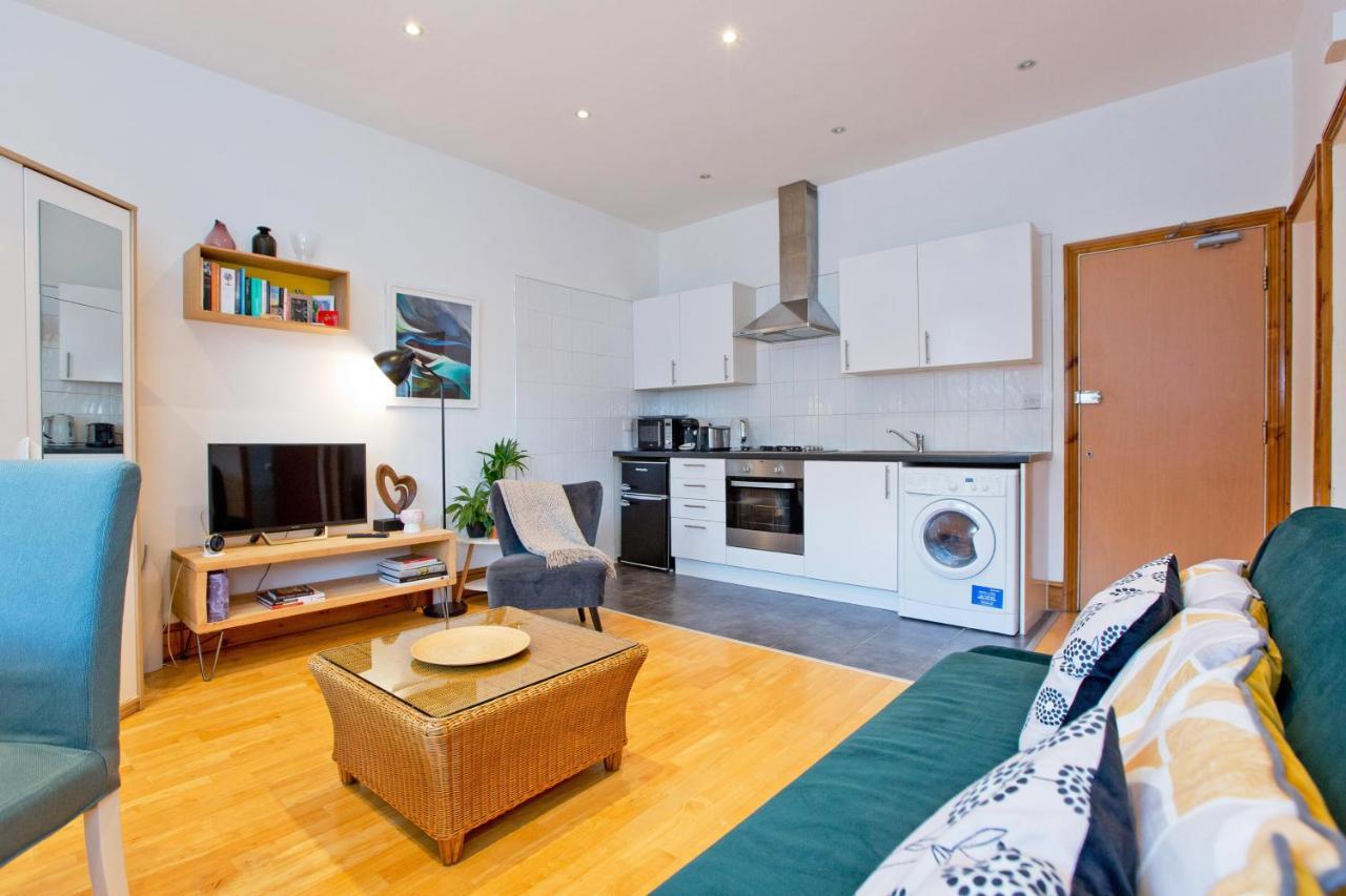 Apartamento Comfortable Highbury Fields 1 Bedroom - Parking By Request *