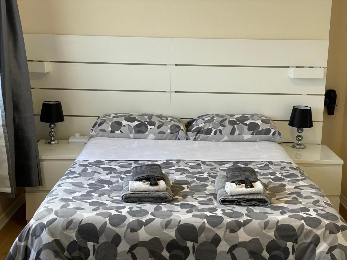 Gladstone Guest house