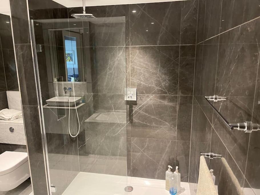 Large Luxury Penthouse With Free Parking Garage Apartamento *