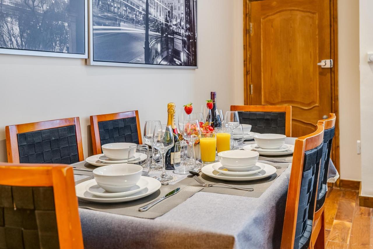 Entire Family - 2bd2bth Earl's Court London