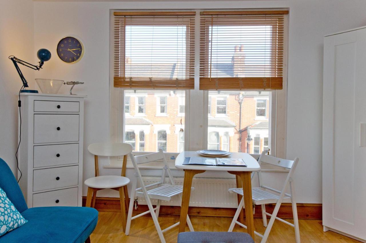 Convenient 1 Bedroom With Parking Appartement Londen