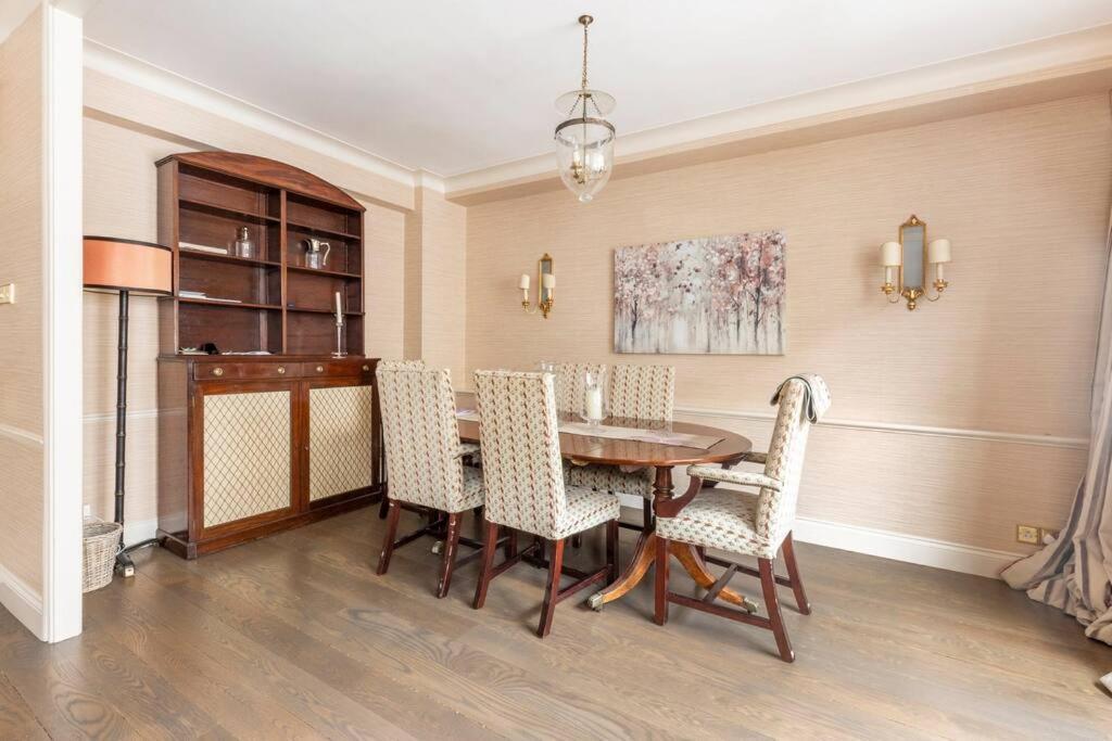 Luxurious Warm Of 70m2 On Sloane Street Appartement *