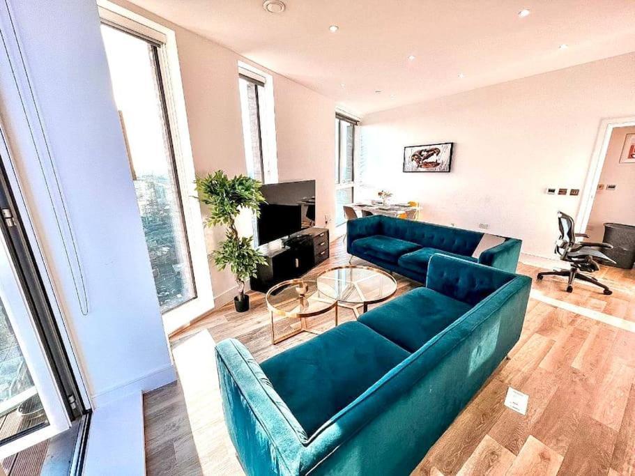 Luxury 2 Bed Penthouse Battersea River/city View * Londres