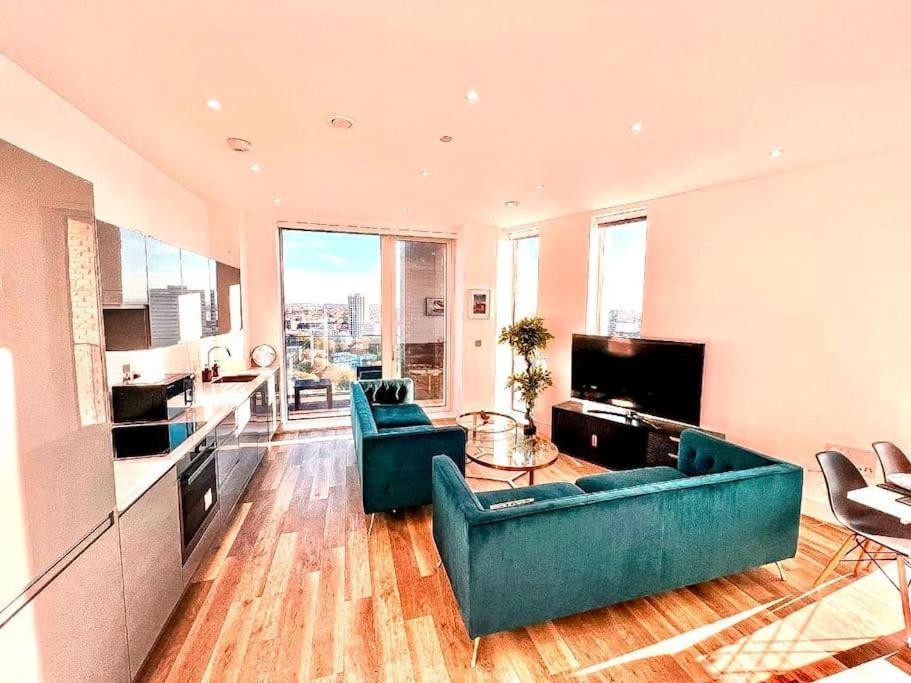 Luxury 2 Bed Penthouse Battersea River/city View Appartement