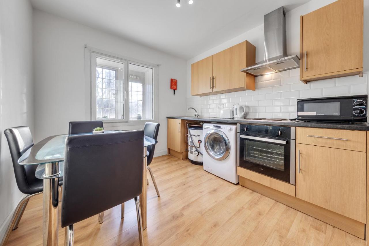 Apartamento Cozy 1 Bed, Shepherds Bush Londres