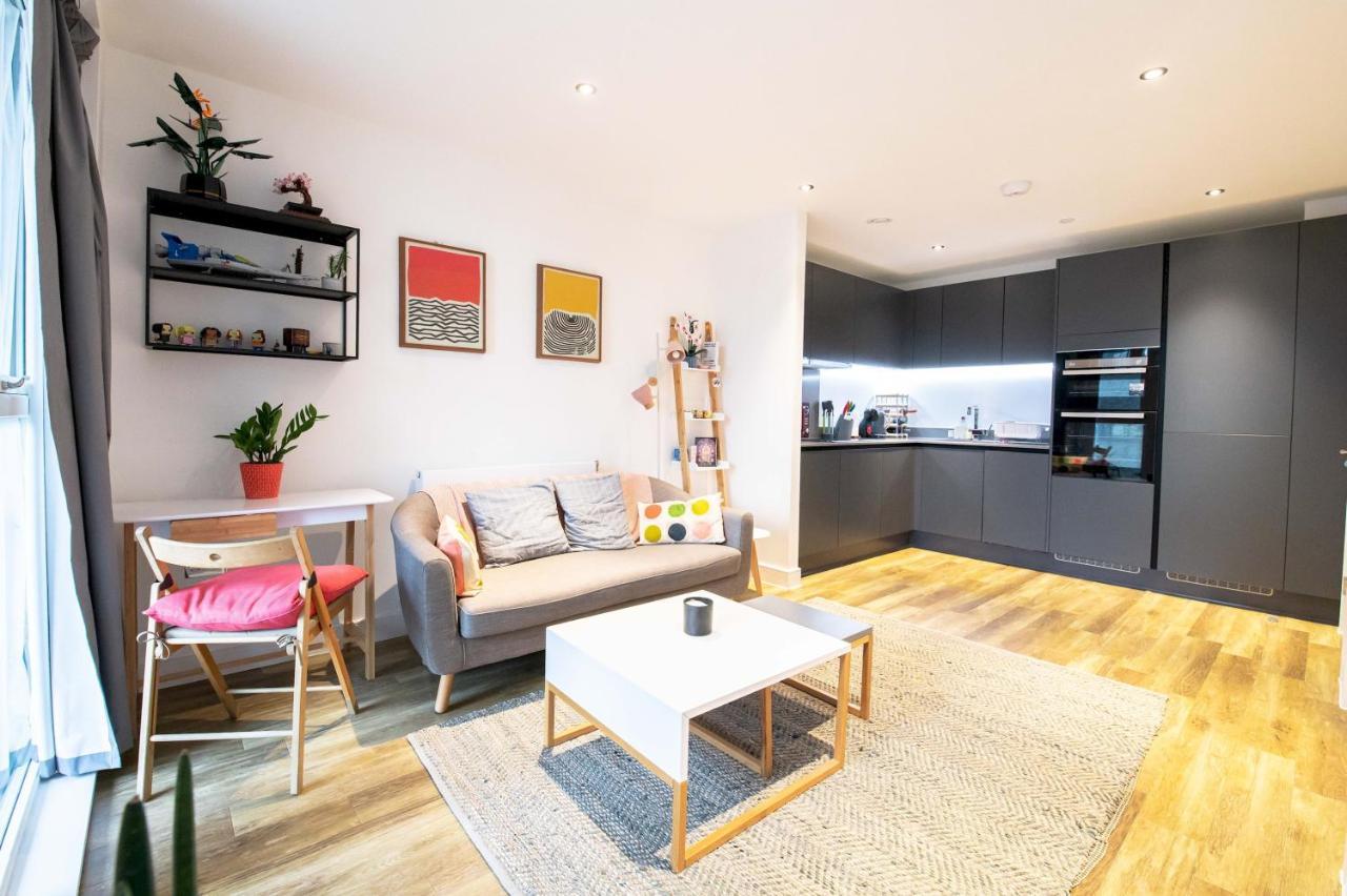 Apartamento Modern, Light-filled In Trendy North *