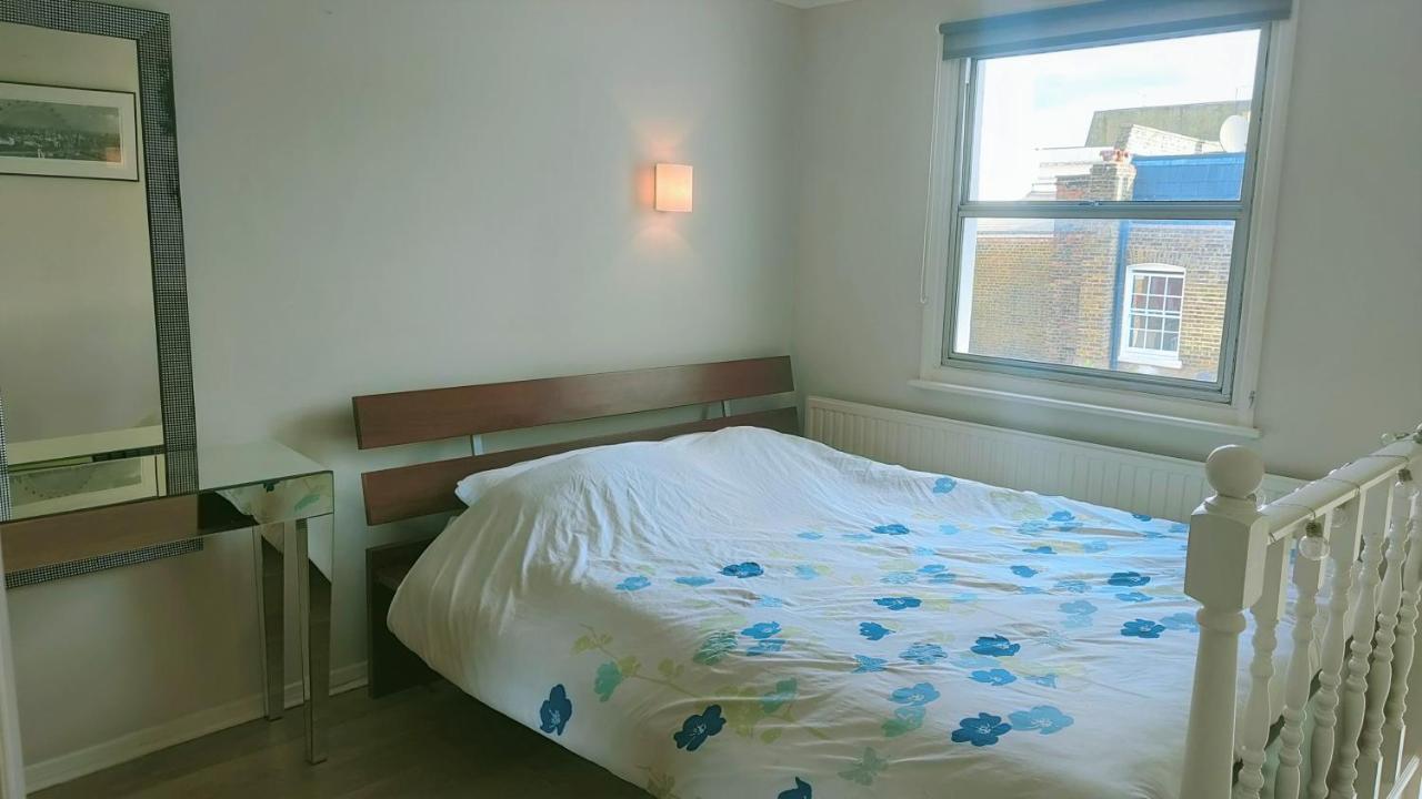 Pimlico Sw1 - Location Location! Light And Spacious One Bedroom In A Stunning Victorian Building. Great Storage!