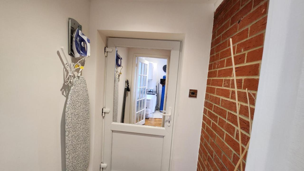 Residential Quarters, The Bungalow - Shooters Hill Hébergement de vacances *