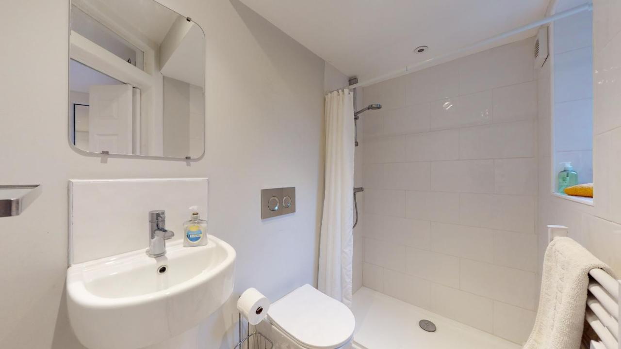 Wimbledon Apartment London