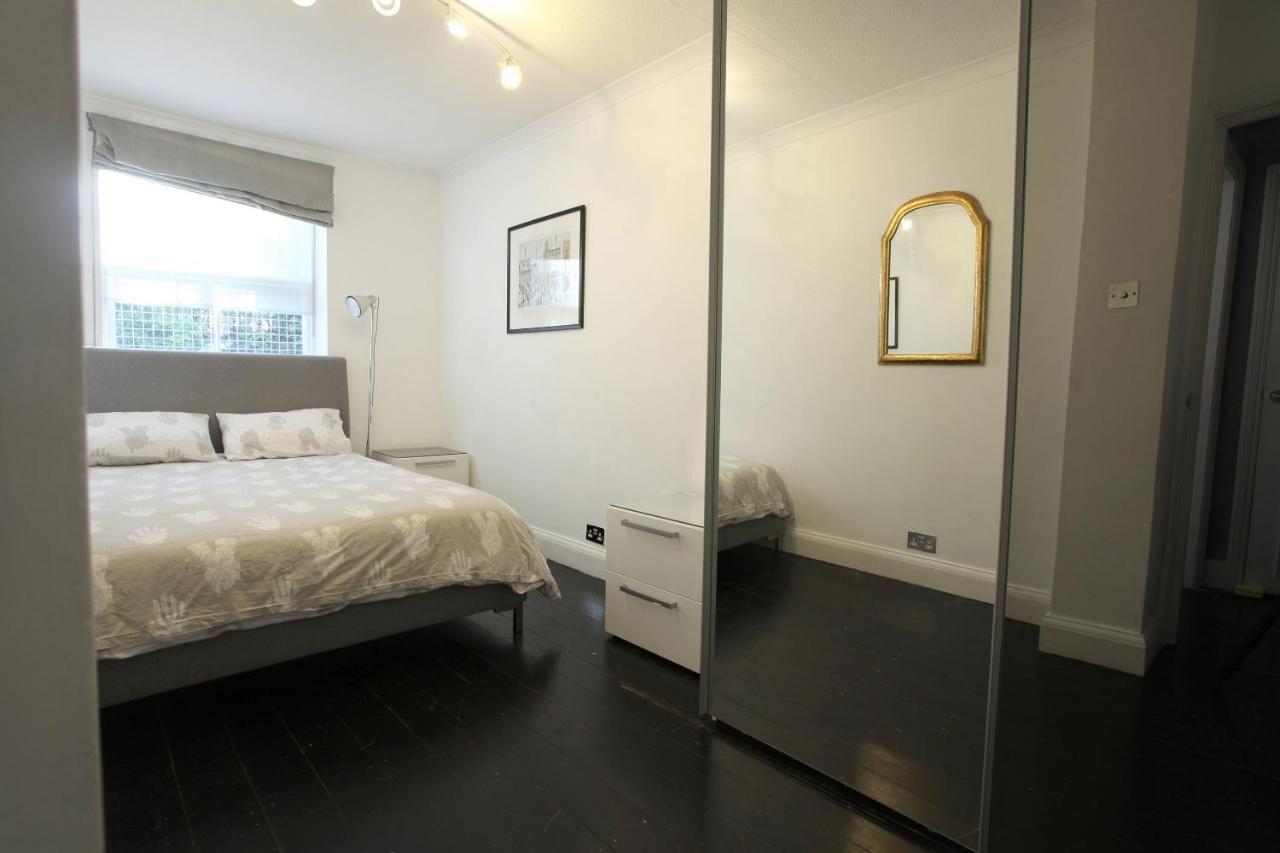 Walk To Notting Hill /paddington 1 B/r With Patio * Londen