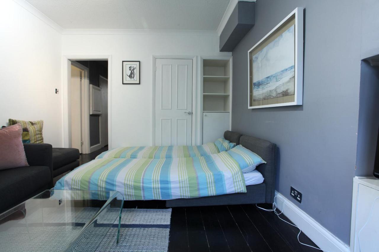Appartement Walk To Notting Hill /paddington 1 B/r With Patio Londen