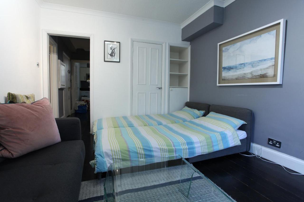 Appartement Walk To Notting Hill /paddington 1 B/r With Patio Londen