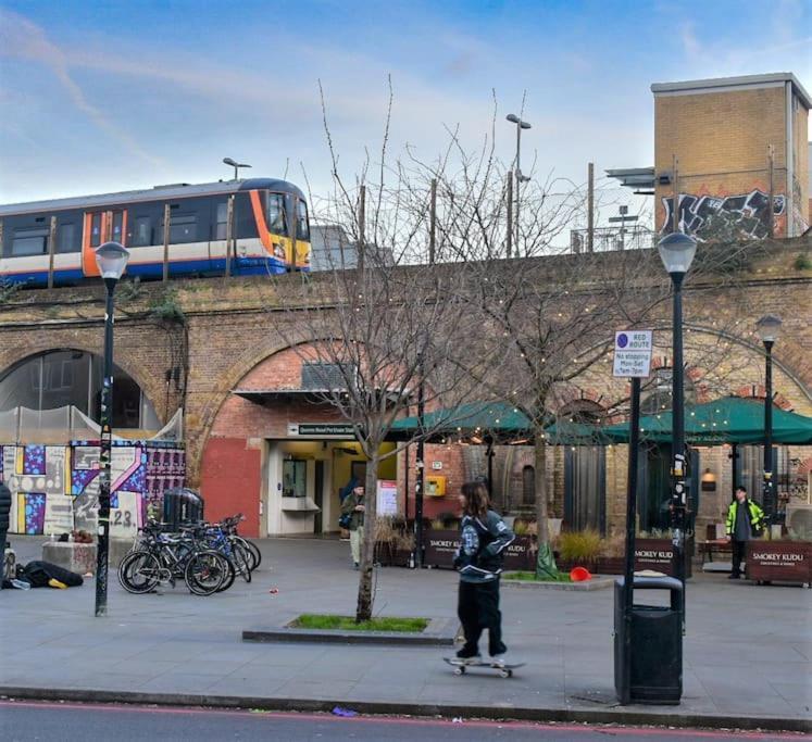 Stylish Peckham 10 Seconds From Station Apartamento *