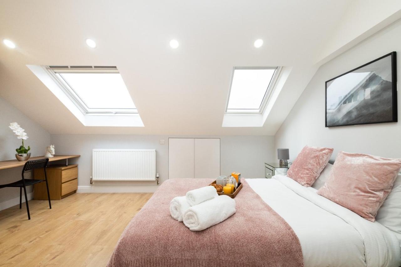 Spacious Near Hammersmith Staion Appartement Londres