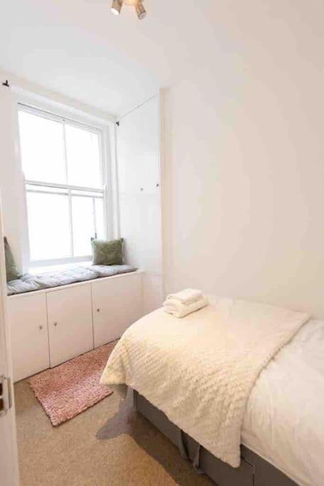 Lovely 2 Bedroom In Chelsea Sw3 Londres