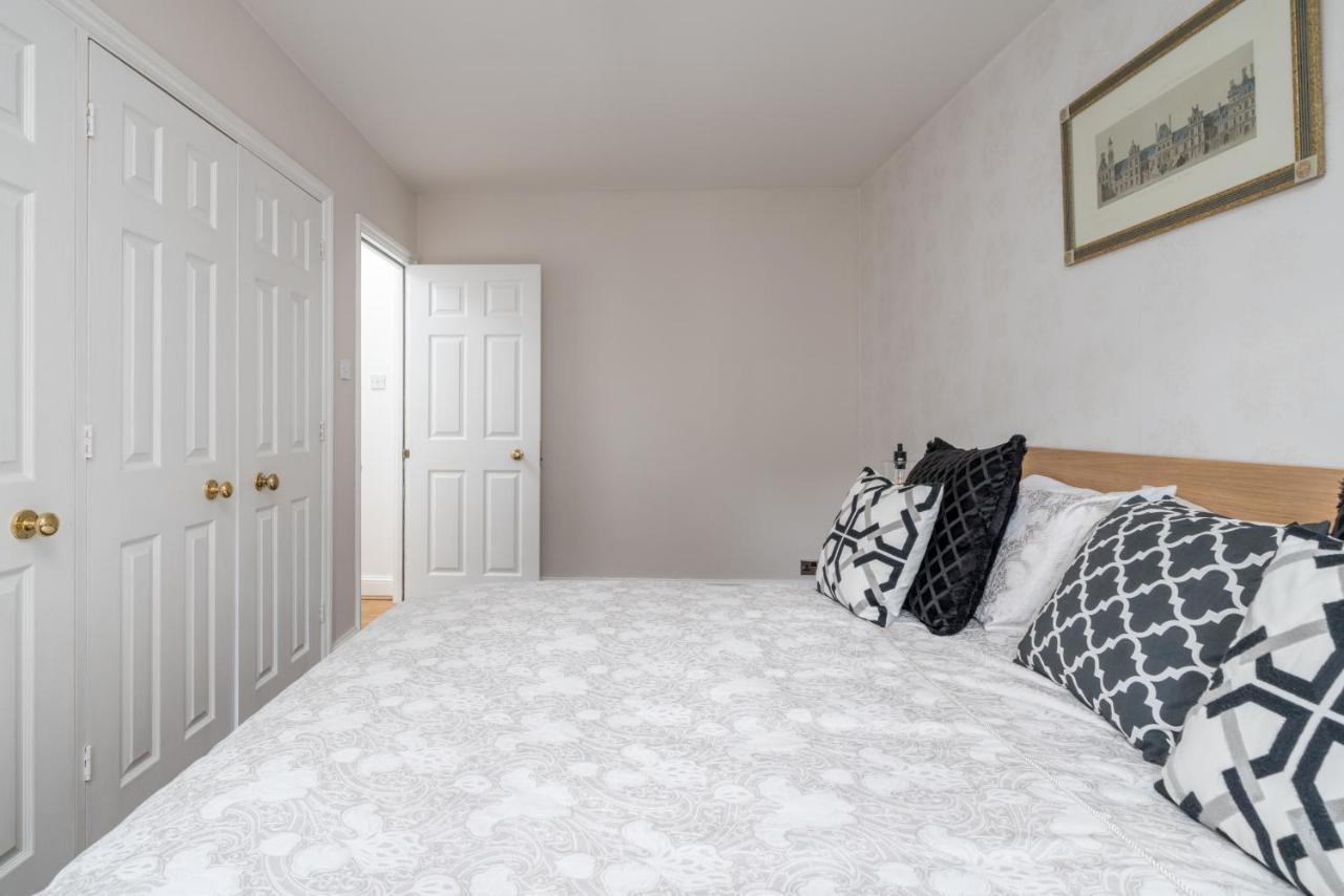 Altido Fantastic Flat Near Vauxhall Gardens Londen