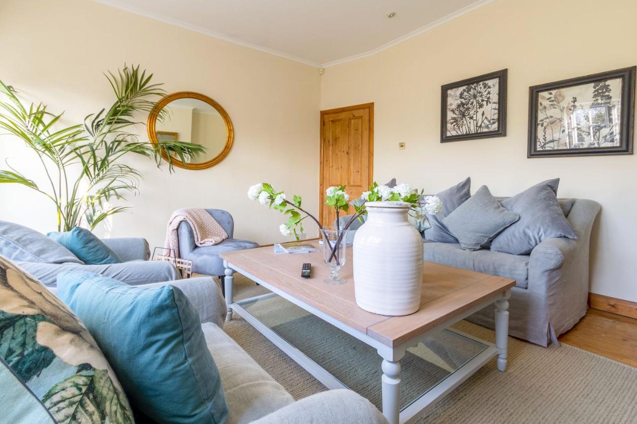 Elegant Garden Cottage Near Hampstead Heath & Tube *