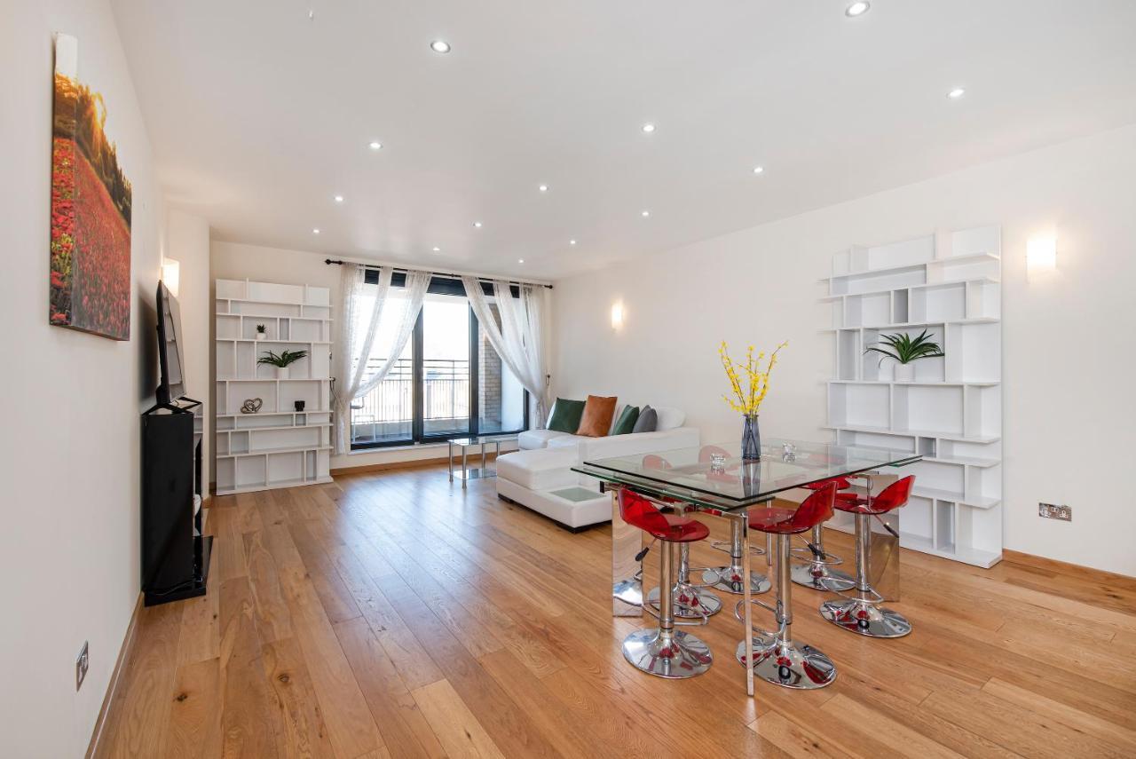And Spacious 2 Bed Appartement *