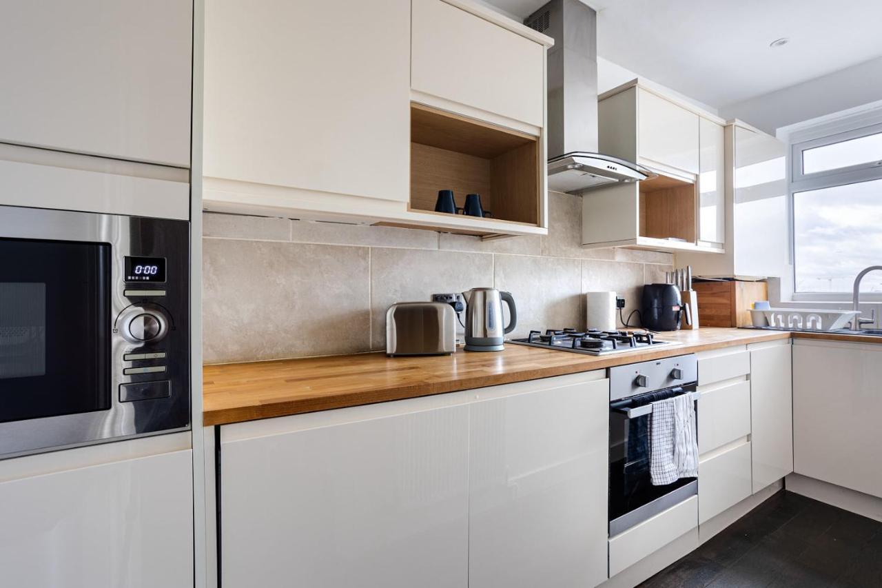 Apartamento Entire Luxurious Flat Sleeps 4 Persons