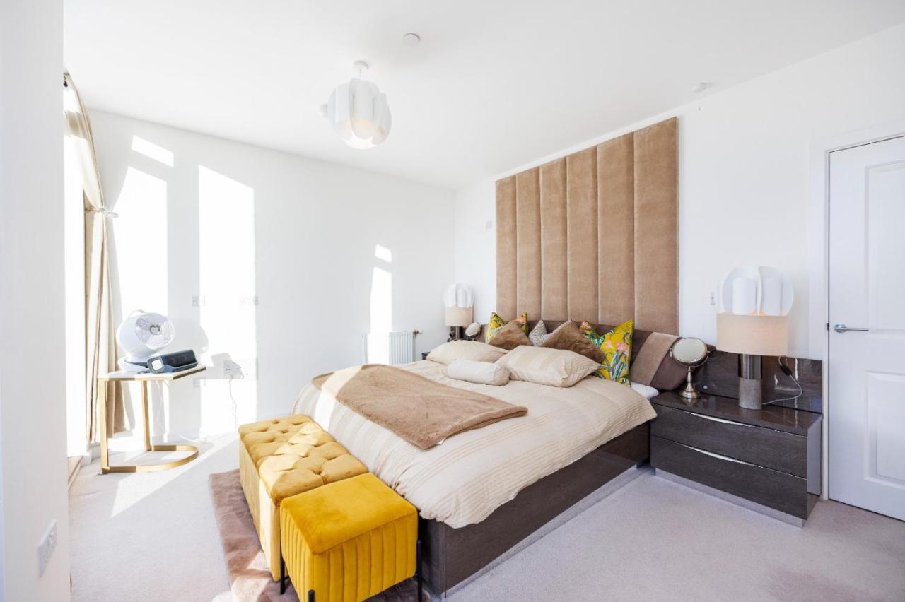 Luxury Modern Bedroom In Seven Star Ultra Super High Quality Appartement
