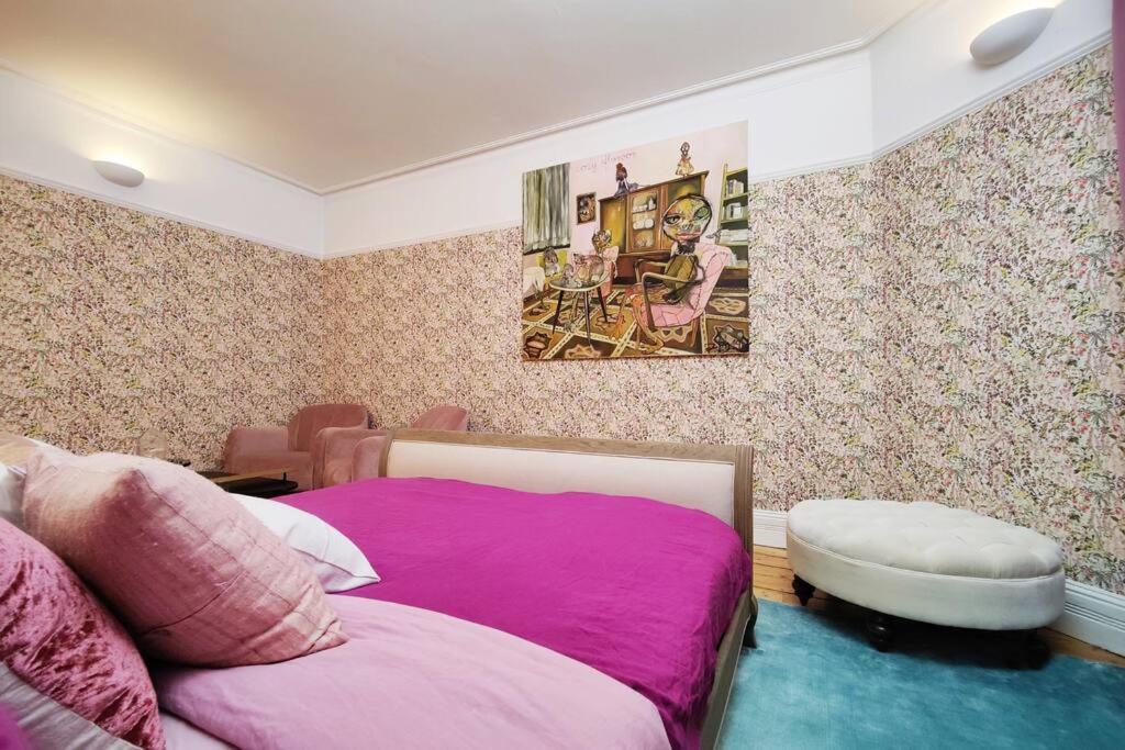 Luxury Artist In * Londen