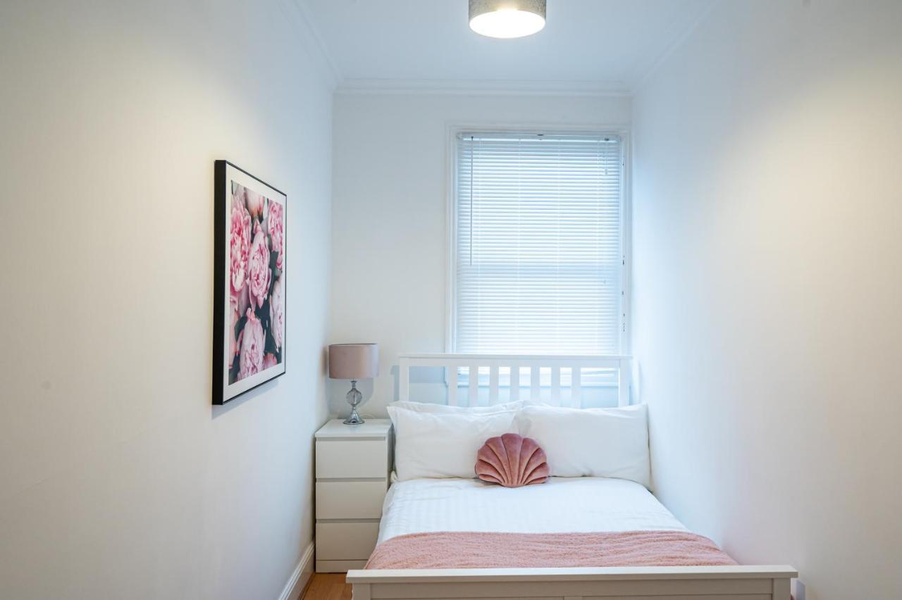 Apartamento Modern Spacious 75