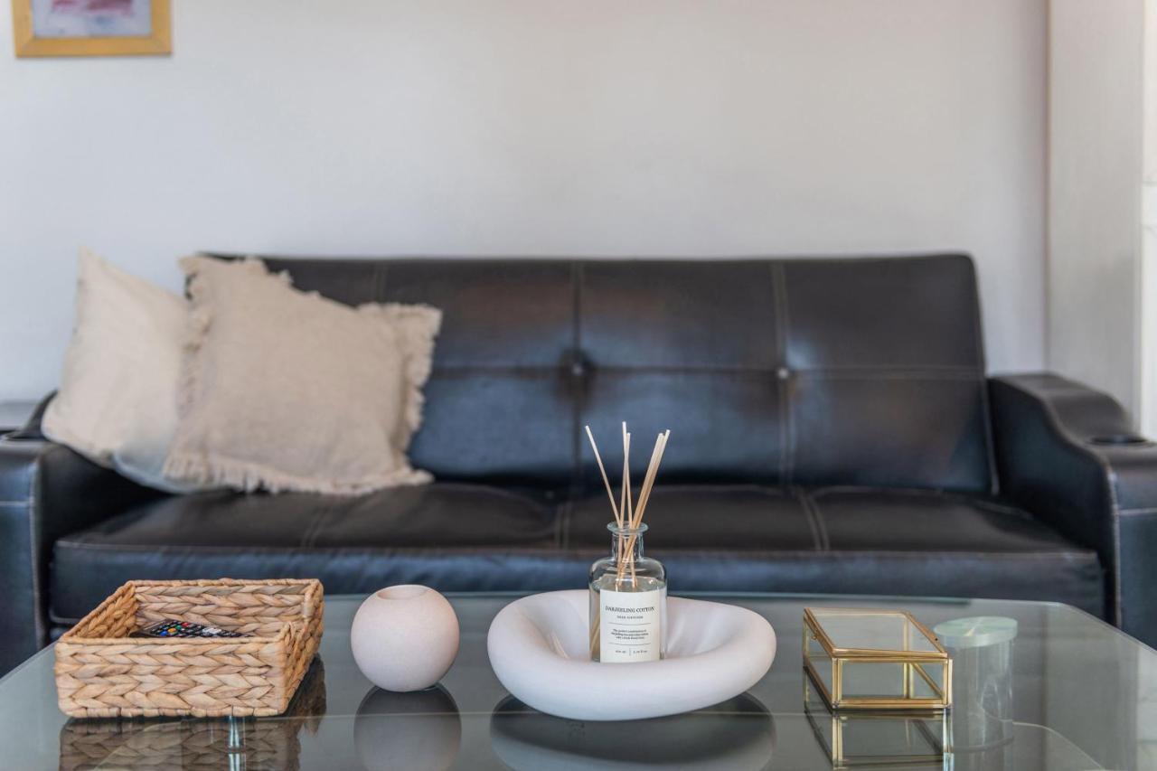 The Darlington - Stylish 1 Bedroom Apartment, 10 Minutes From The Eye Londres